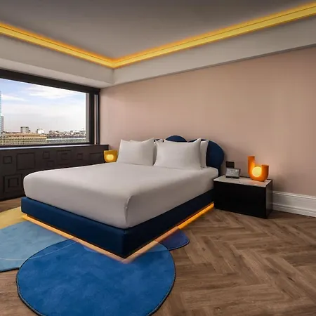 Uptown Brussels Hotell 4*