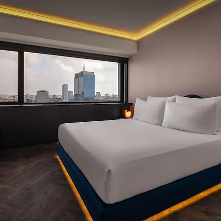 Uptown Brussels Hotell 4*