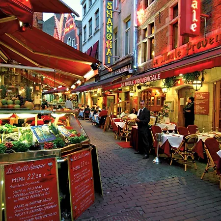 Uptown Brussels Hotell