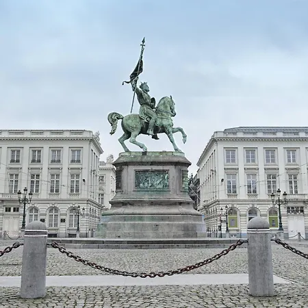 Uptown Brussels Hotell 4*